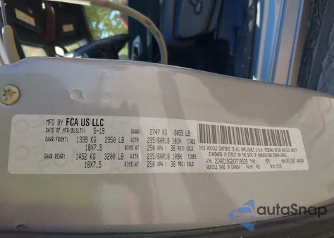2019 Chrysler Pacifica Touring L z USA, uszkodzony, nr VIN 2C4RC1BG2KR710539